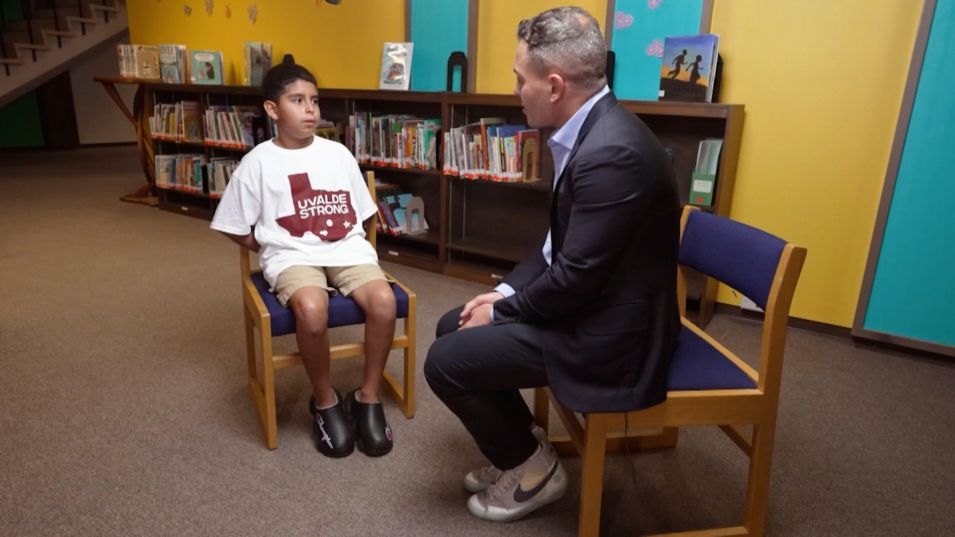 Shimon Prokupecz and a 10-year-old Uvalde school shooting survivor